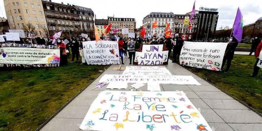 Fransa’daki Alevi kadınlar İstanbul Sözleşmesi için alanlardaydı