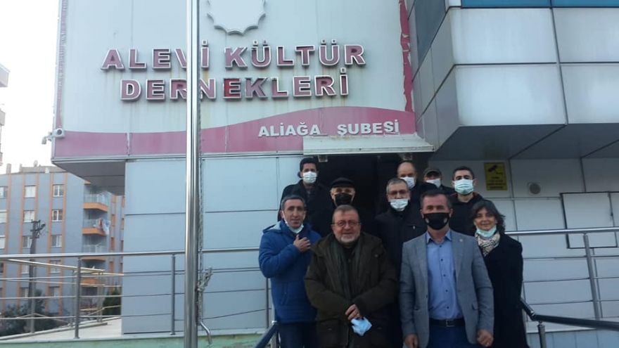 HDP Milletvekili Kemal Bülbül, İzmir’de bulunan Alevi kurumlarını ziyaret etti