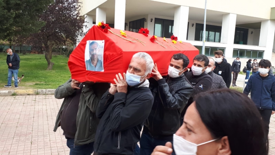 Hakk’a yürüyen Haydar Yıldırım, Armutlu Cemevi’nden Ankara’ya uğurlandı