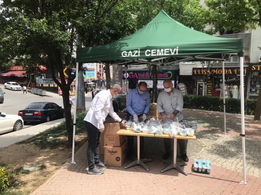 Gazi Cemevi pandemi sürecinde 40 bine yakın lokmayı paylaştırdı