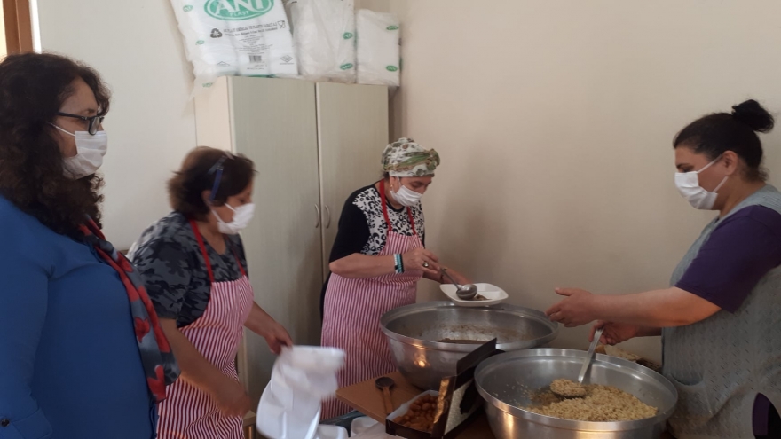 Karaağaç Bektaşi Dergâhında halk ozanlığı geleneği ve Mahzuni Şerif anması